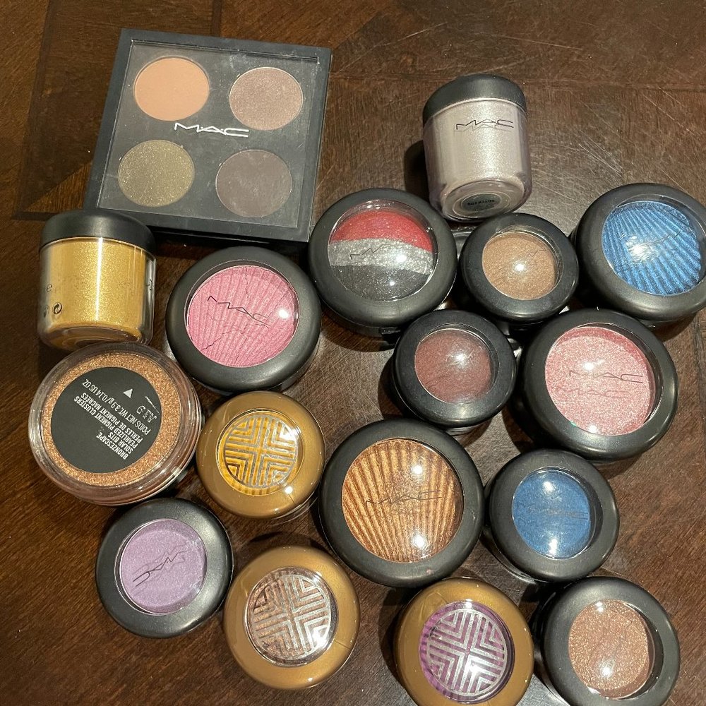 MAC Eyeshadow Lot